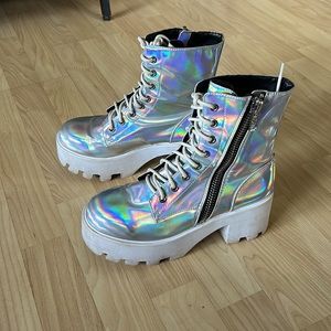 Current mood iridescent platform boots